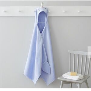 🚨Last call: Pottery Barn Kids Hooded Narwhal Bath Towel one size organic cotton